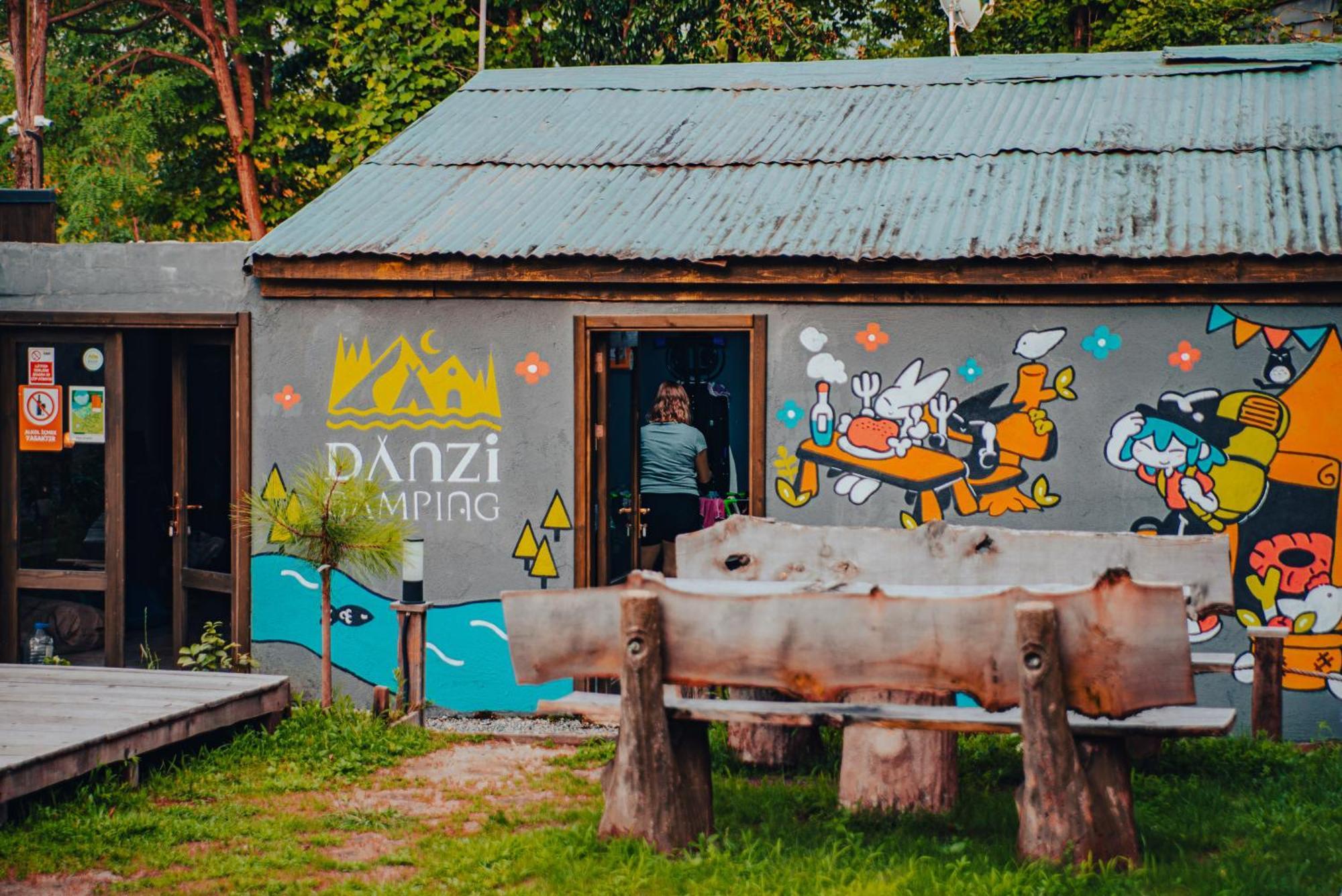 Danzi camping tiny house Rize Bagian luar foto